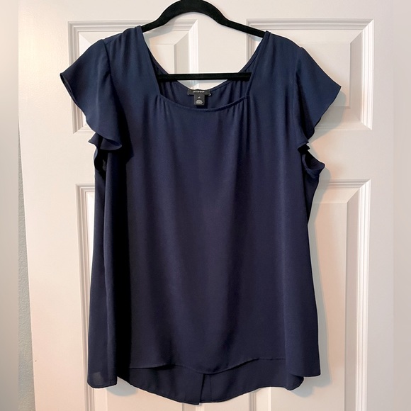 Beautiful Navy Blue Halogen XL blouse - Picture 4 of 5